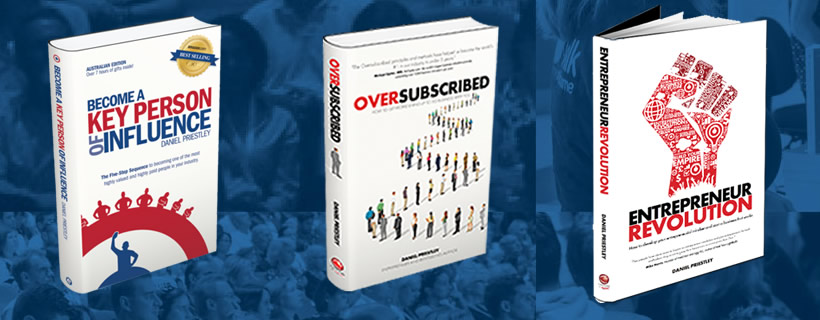 Knjiga Key person of influence